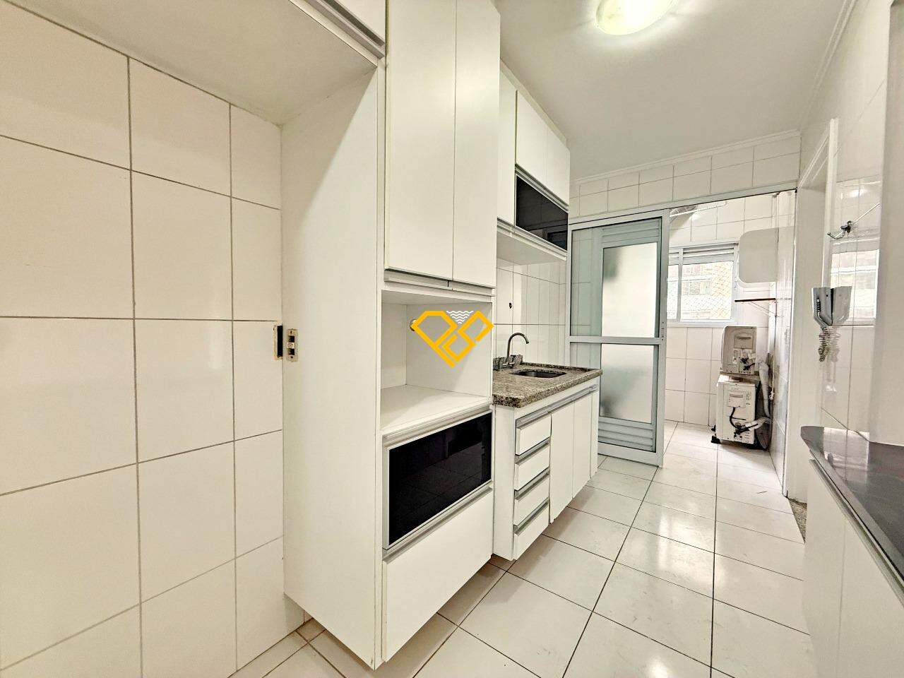 Apartamento à venda no Ponta da Praia: Cozinha