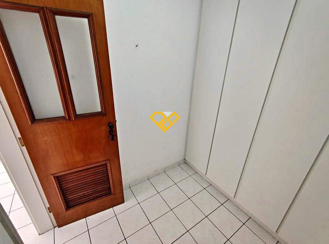 Apartamento à venda no Boqueirão: Dependência