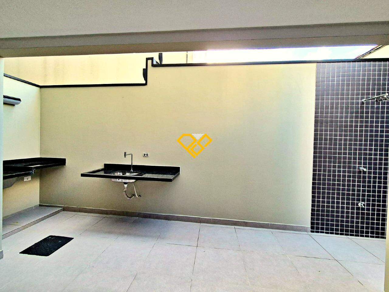 Casa à venda no Ponta da Praia: Garagem