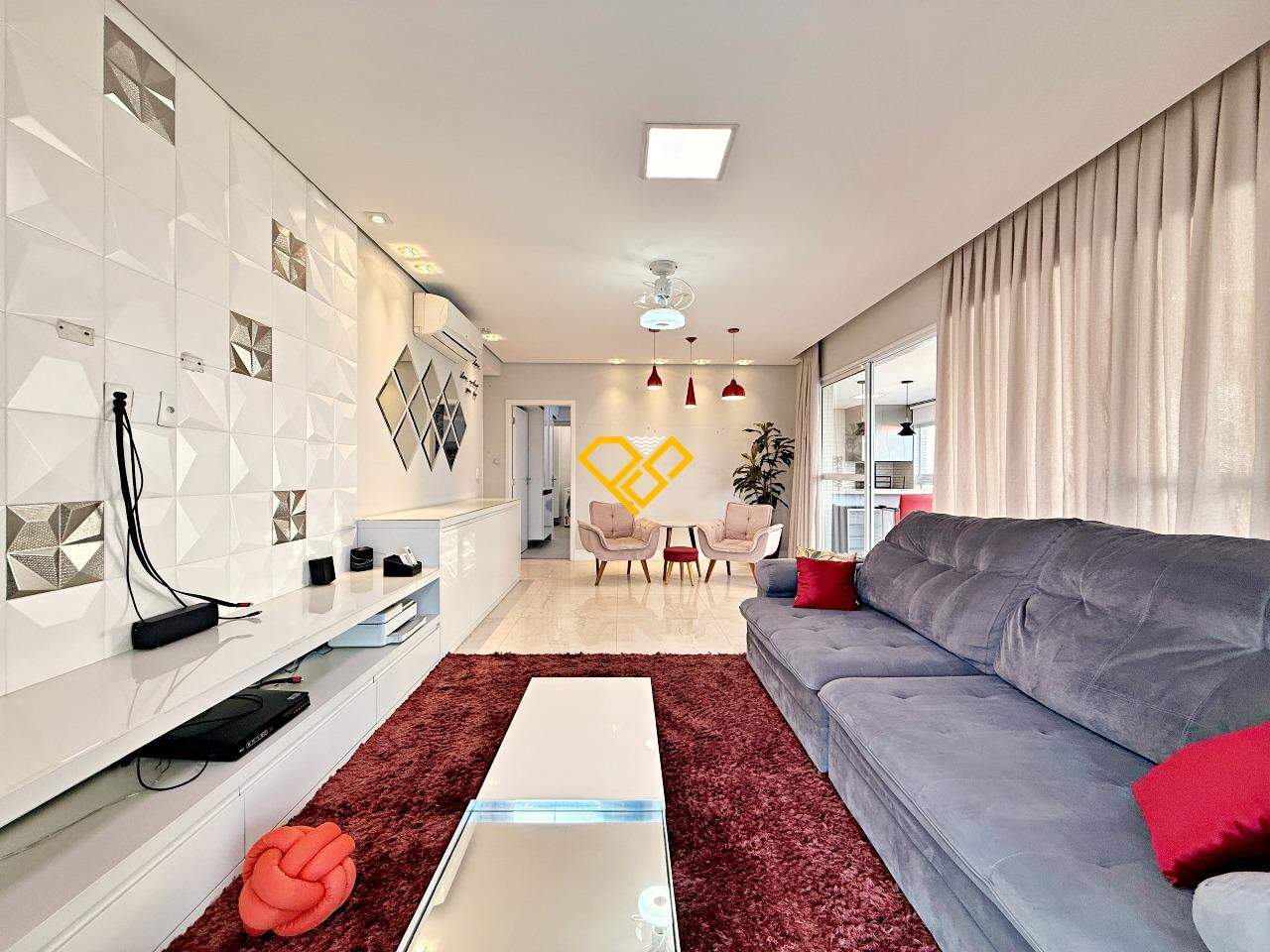 Apartamento à venda no Ponta da Praia: Sala