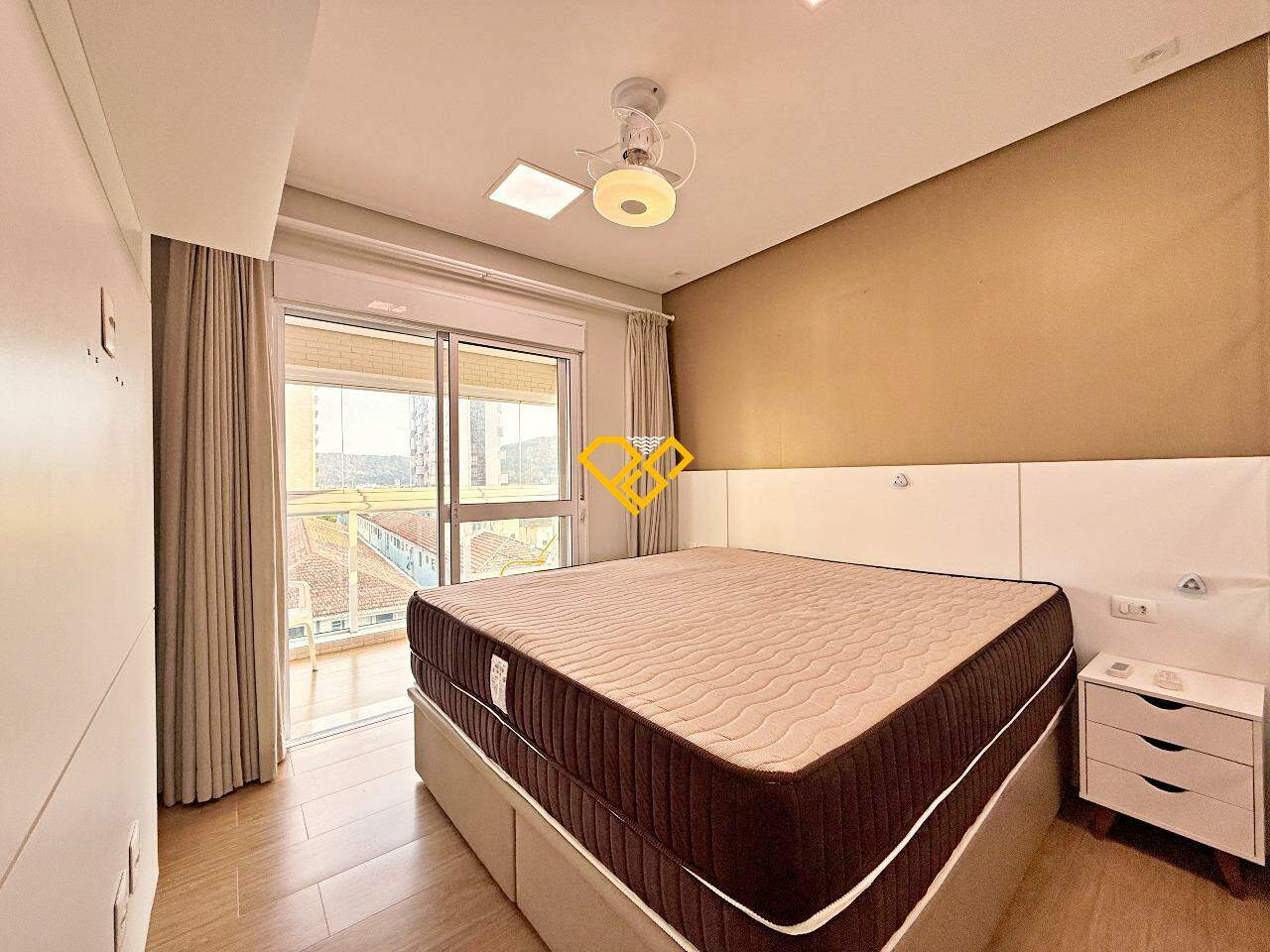 Apartamento à venda no Ponta da Praia: Dormitório 1 - suíte master