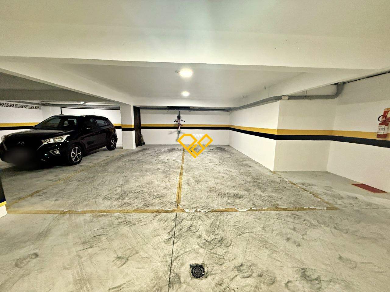 Apartamento à venda no Aparecida: Garagem