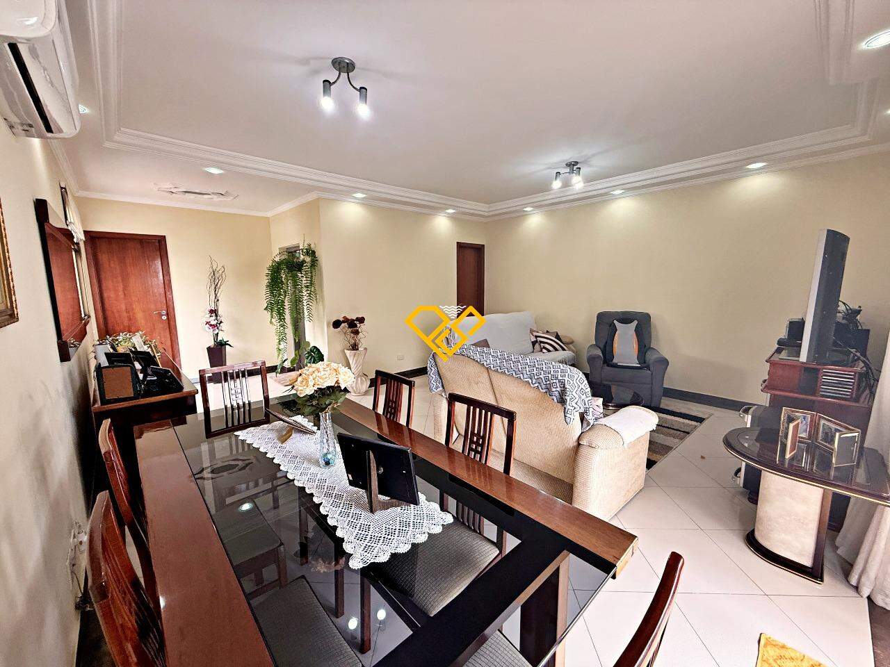 Apartamento à venda no Aparecida: Sala
