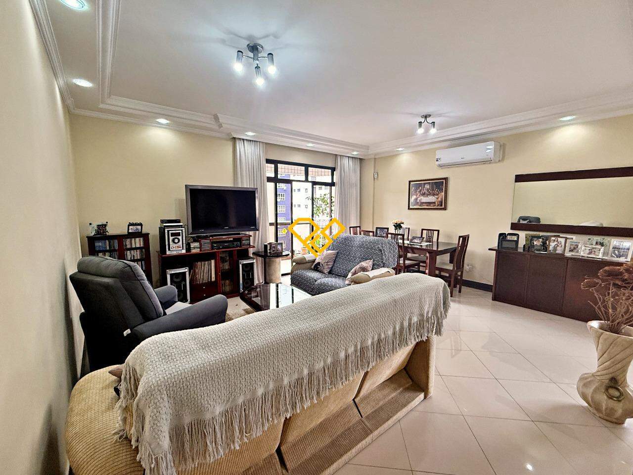 Apartamento à venda no Aparecida: Sala