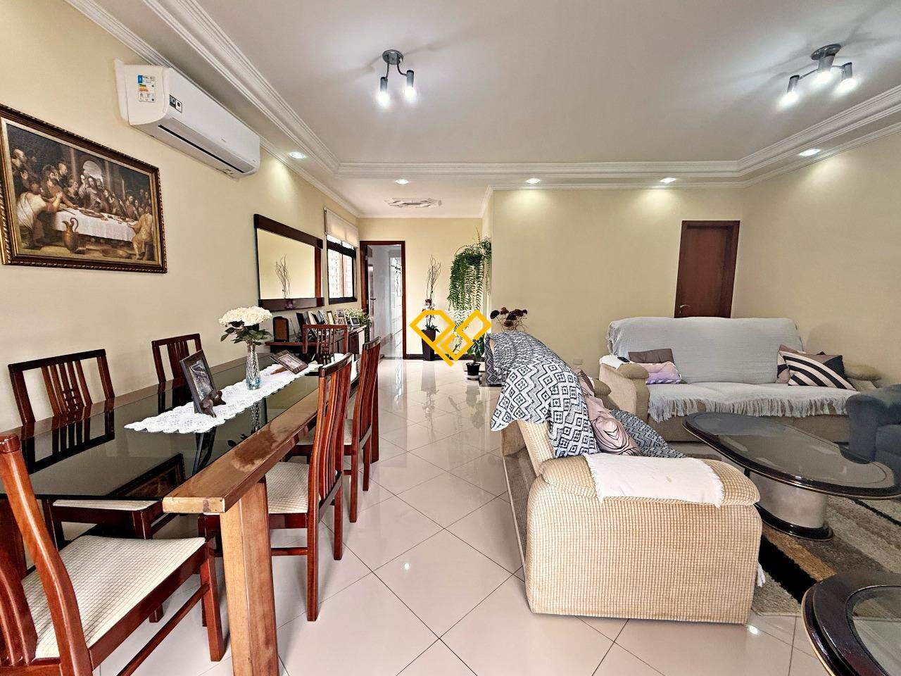 Apartamento à venda no Aparecida: Sala