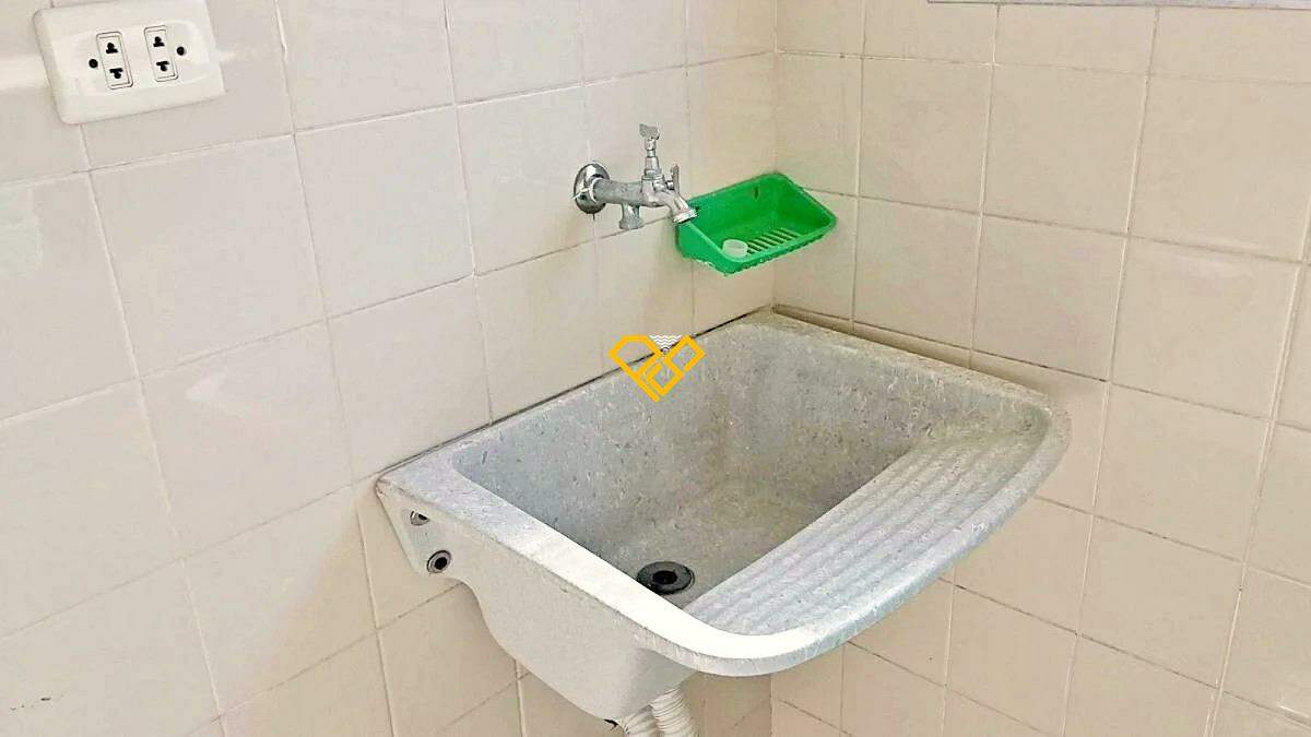 Apartamento à venda no José Menino: Área de serviço