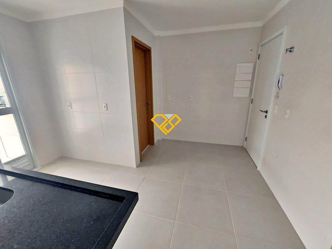 Apartamento à venda no Gonzaga: Cozinha