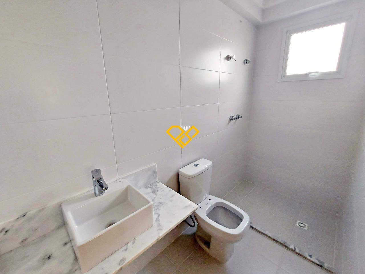 Apartamento à venda no Gonzaga: Wc suíte 