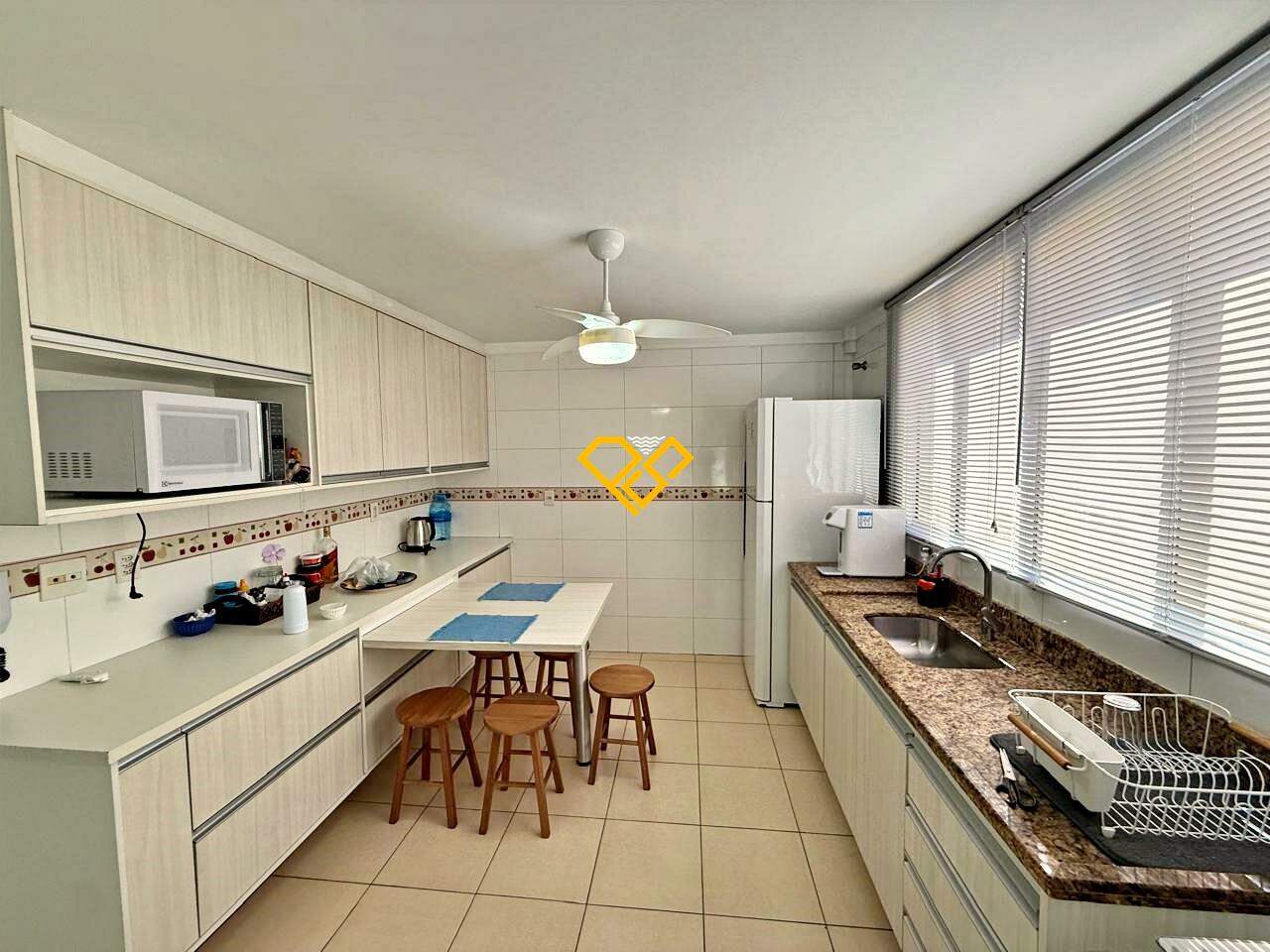 Casa à venda no Macuco: Cozinha