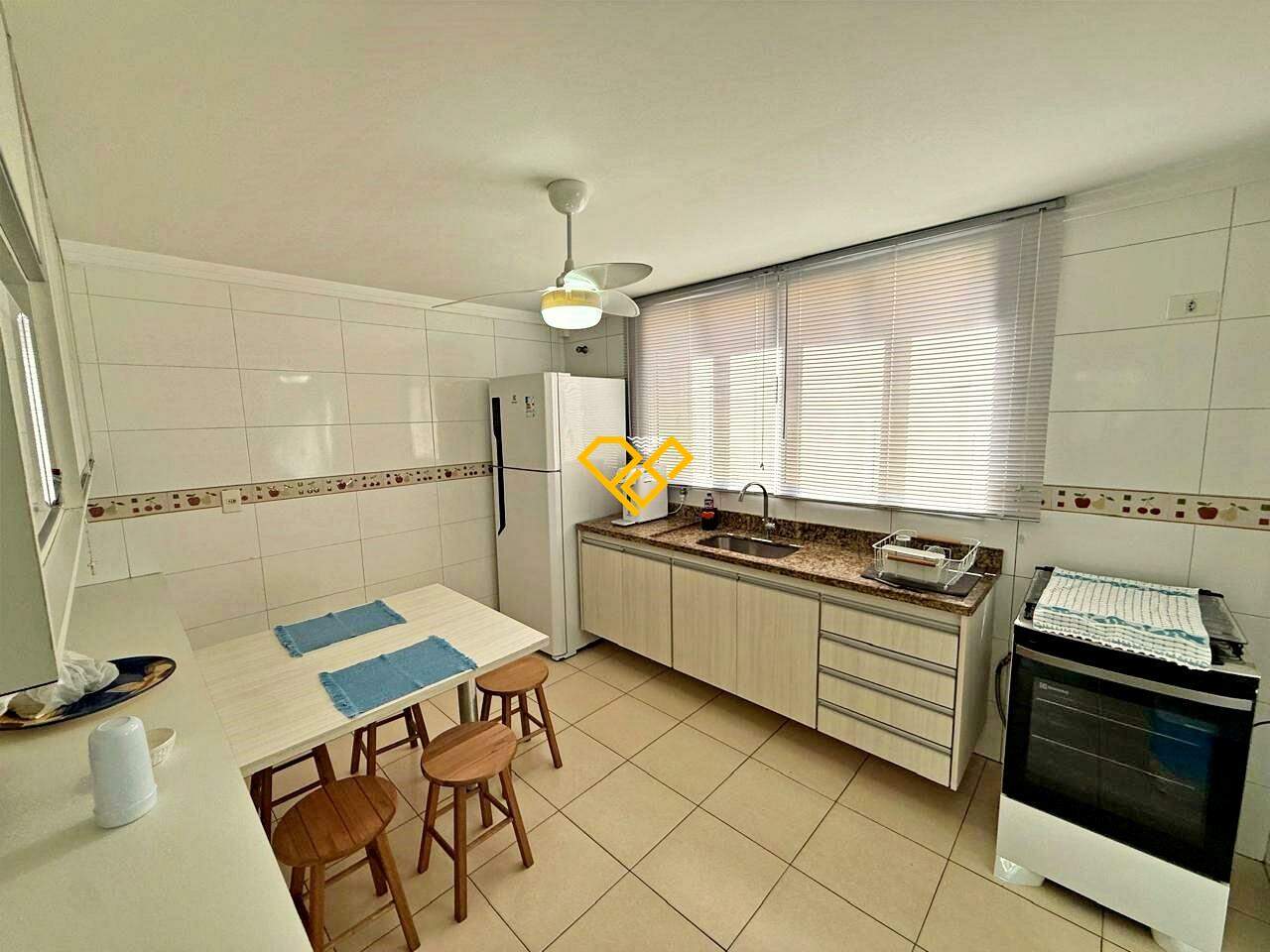 Casa à venda no Macuco: Cozinha