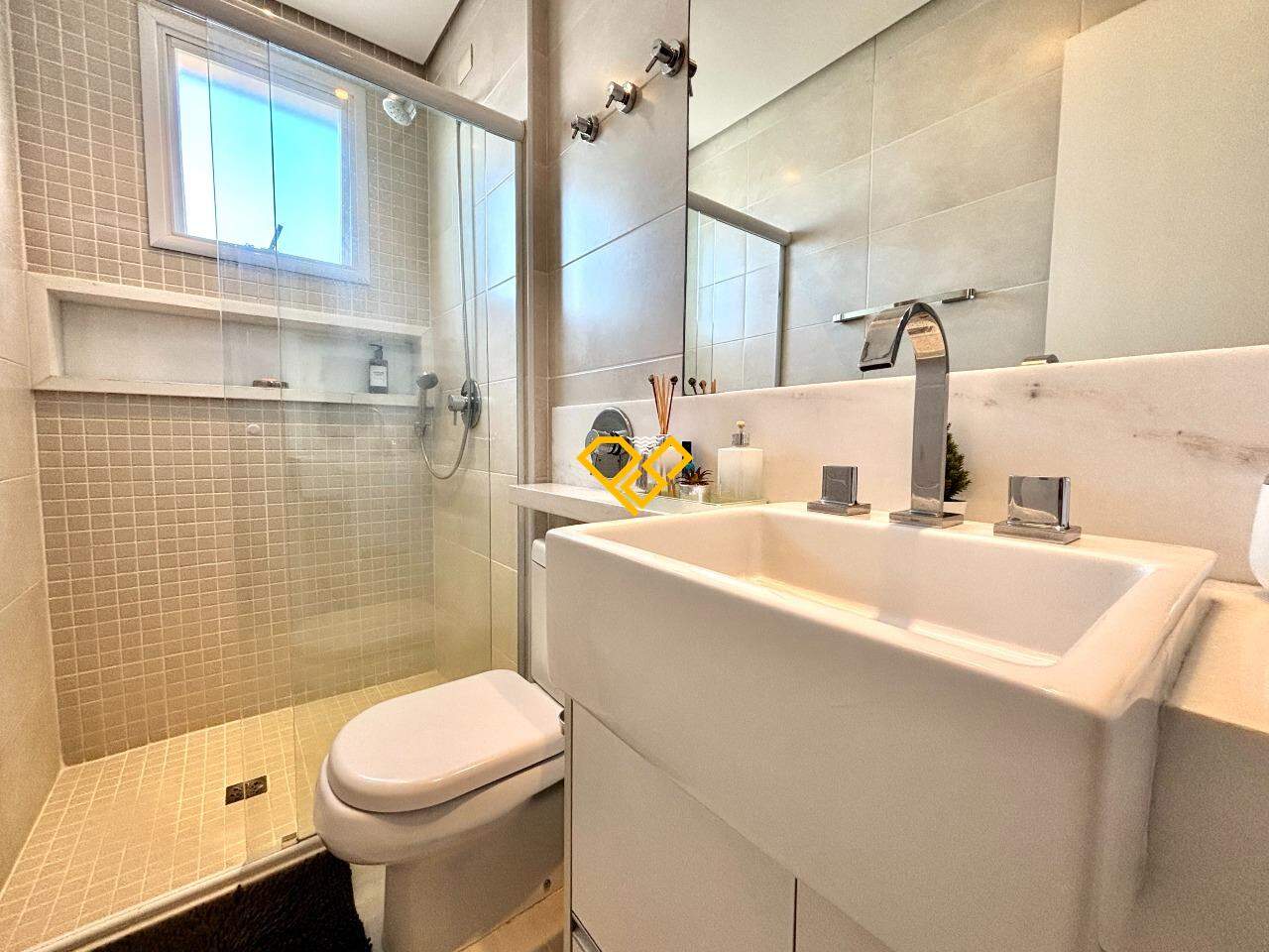 Apartamento à venda no Embaré: Wc social