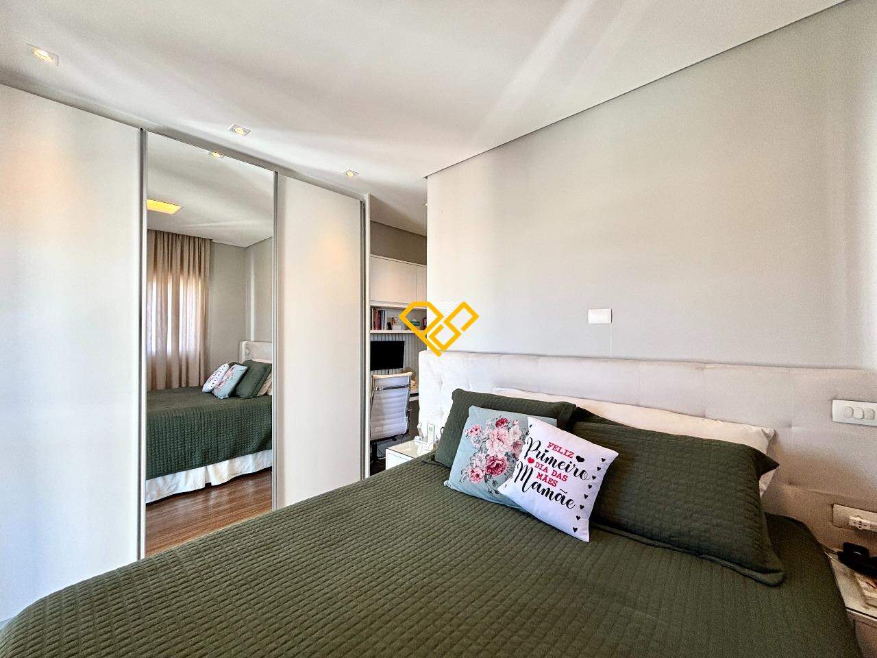 Apartamento à venda no Embaré: Dormitório 1 - suíte