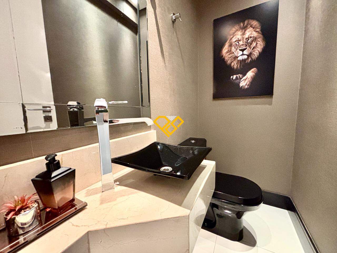 Apartamento à venda no Embaré: Lavabo