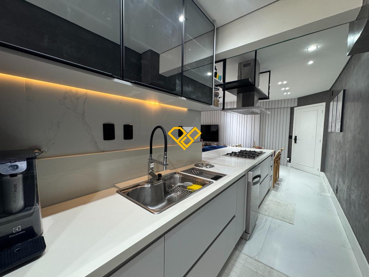 Apartamento à venda no Marapé: