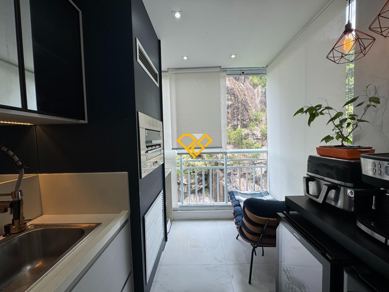 Apartamento à venda no Marapé: 