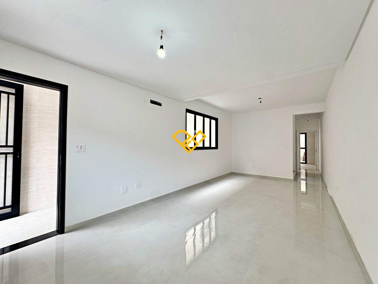 Sobrado à venda no Boqueirão: Sala 1 andar