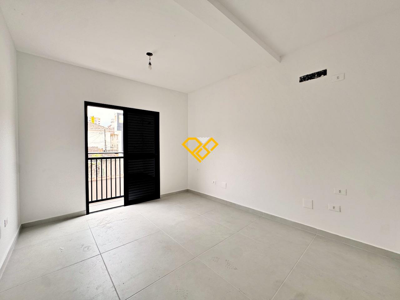 Sobrado à venda no Boqueirão: Suíte 1