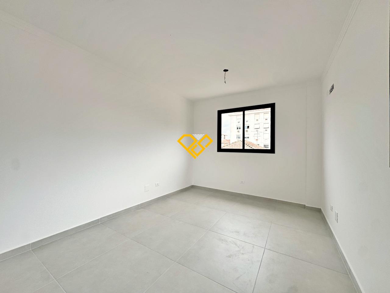 Sobrado à venda no Boqueirão: Suíte 2