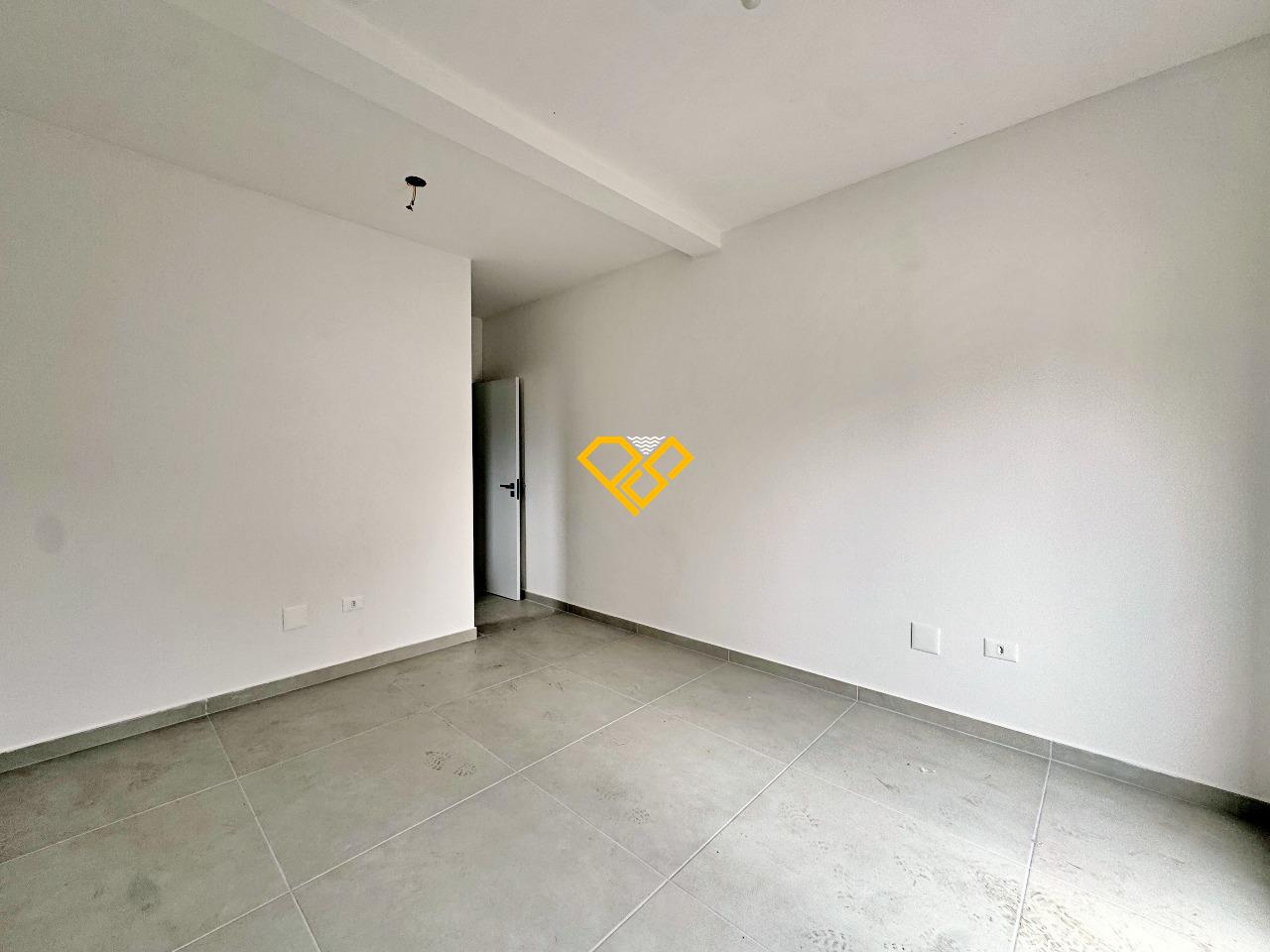 Sobrado à venda no Boqueirão: Suíte 2