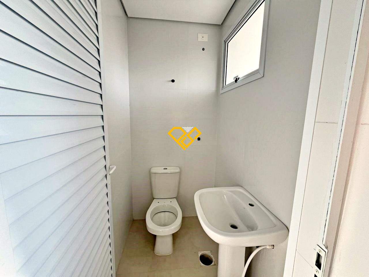 Apartamento à venda no Boqueirão: Wc de serviço