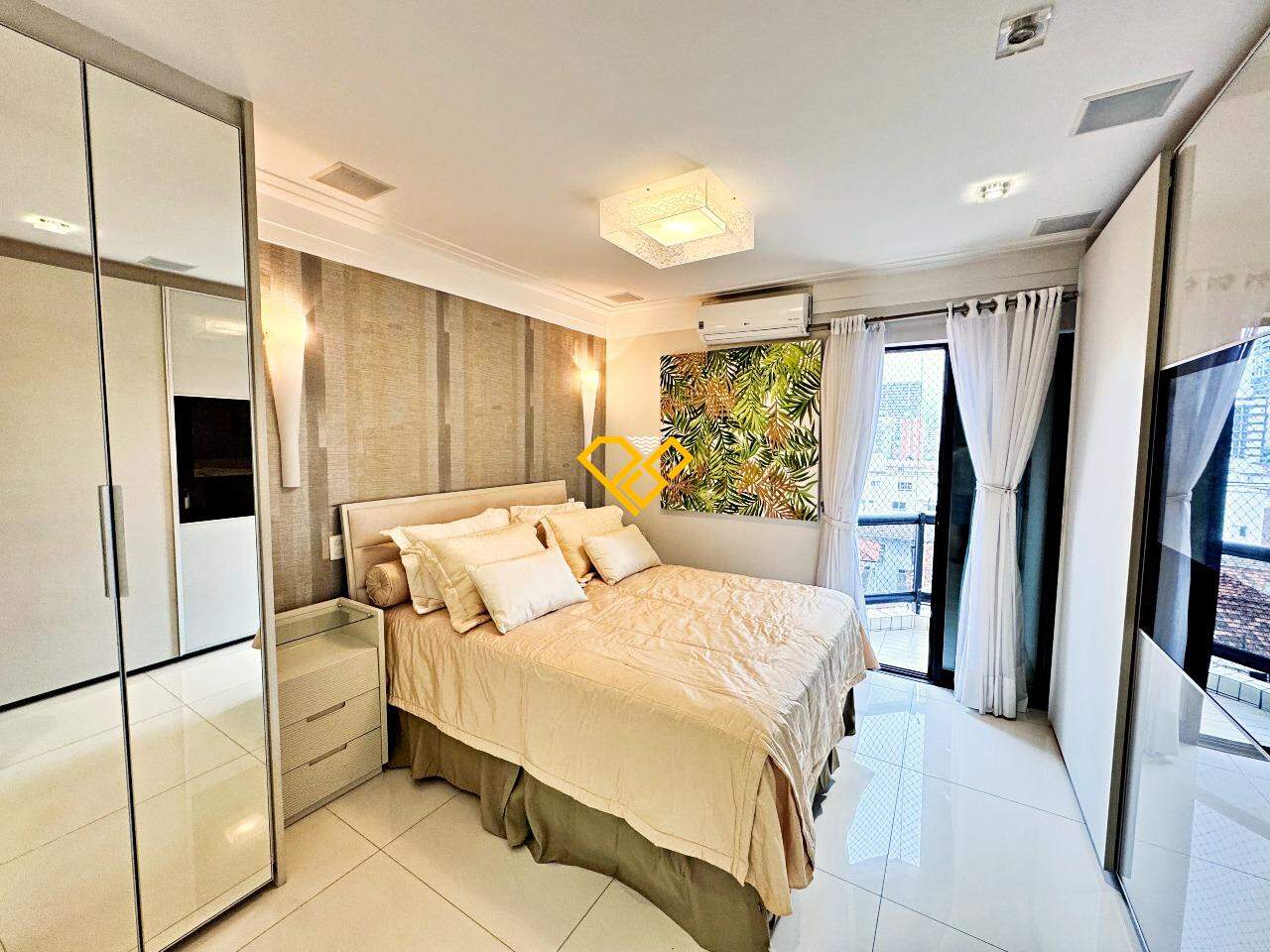 Apartamento à venda no Boqueirão: Dormitório 1 - suíte