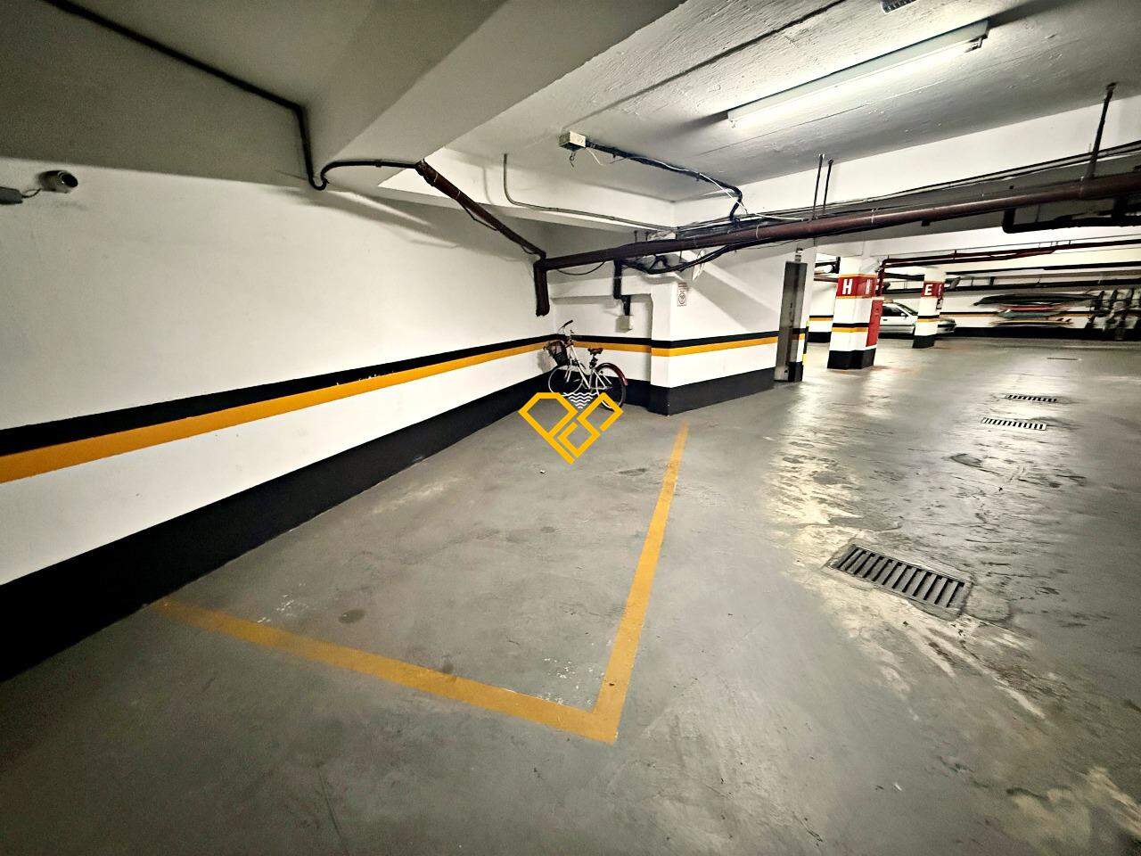 Apartamento à venda no Boqueirão: Garagem
