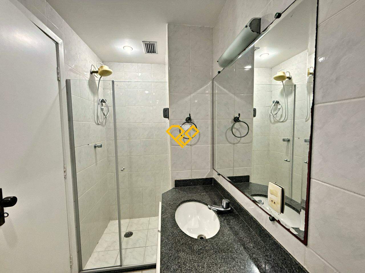 Apartamento à venda no Boqueirão: Wc social
