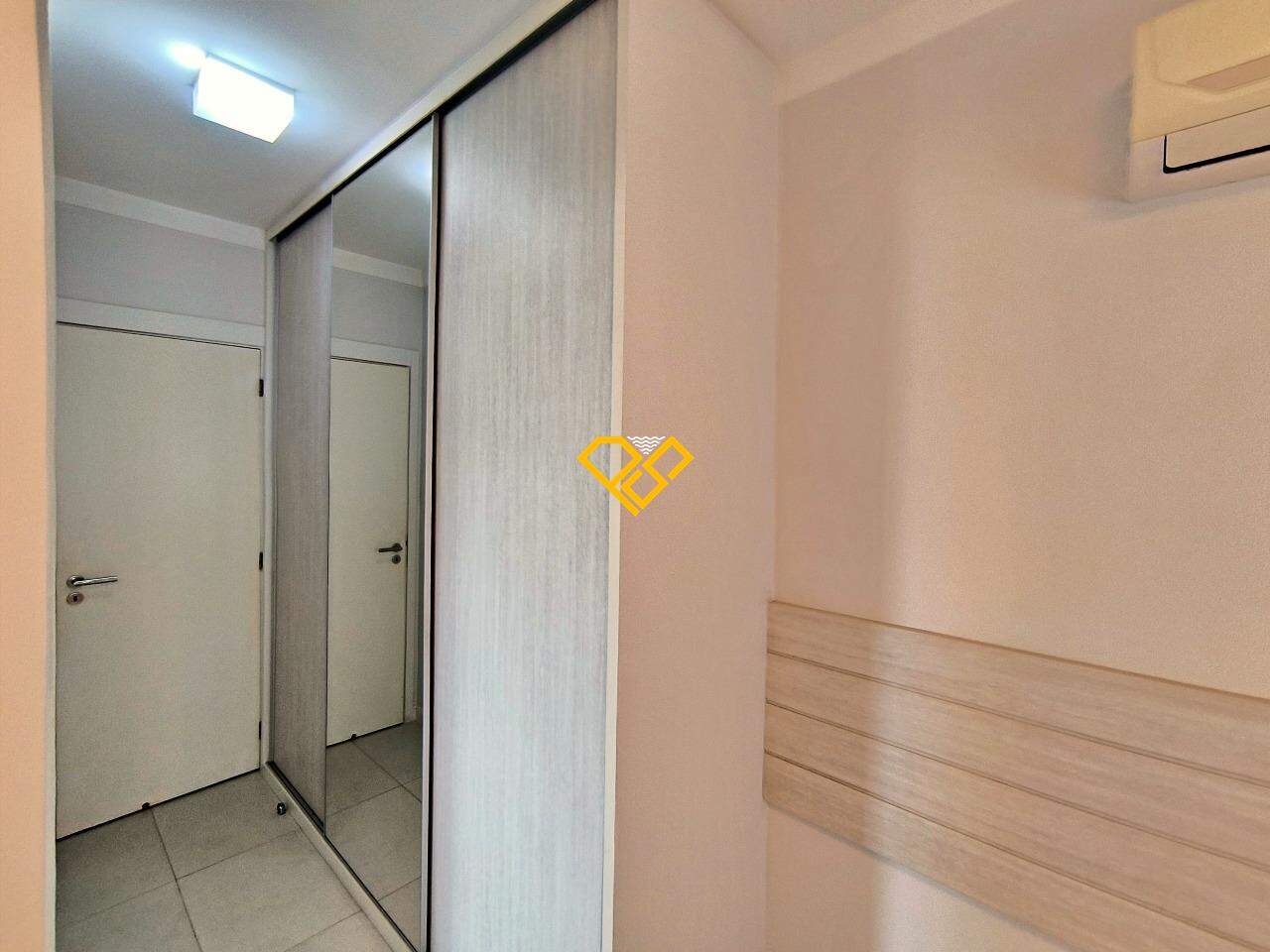 Apartamento à venda no Boqueirão: Dormitório 1 - suíte
