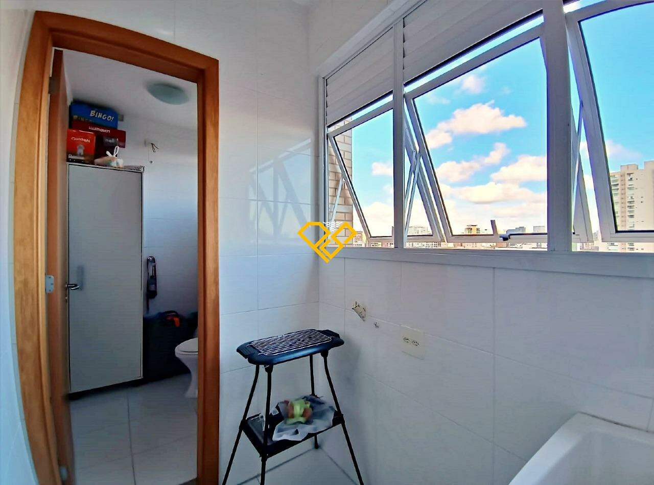 Apartamento à venda no Vila Belmiro: Área de serviço