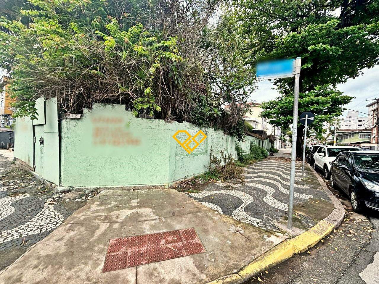 Terreno à venda no Embaré: 