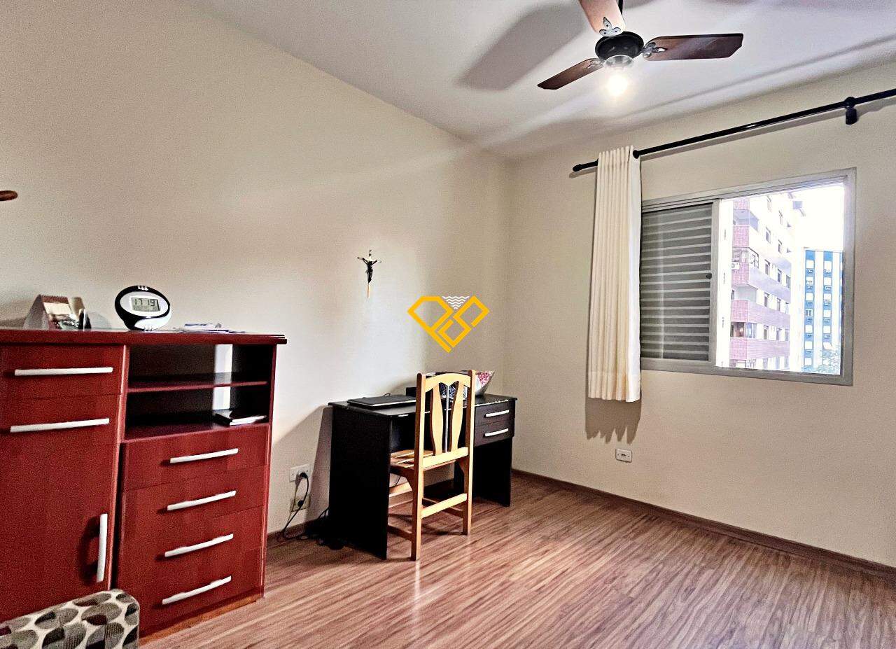 Apartamento à venda no Gonzaga: Dormitório 2