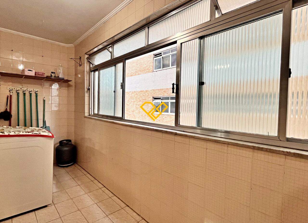 Apartamento à venda no Gonzaga: Área de serviço