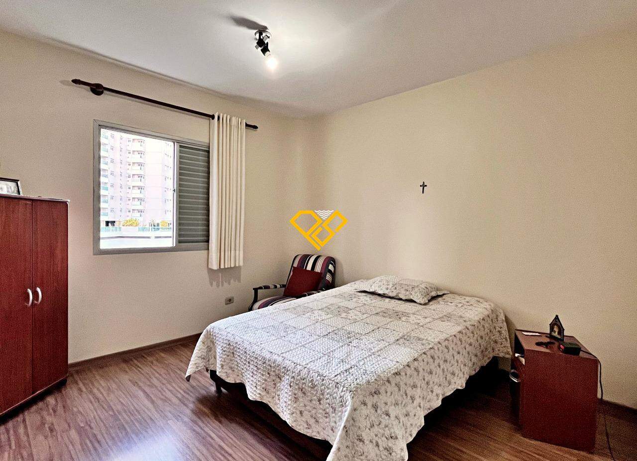 Apartamento à venda no Gonzaga: Dormitório 1 - suíte