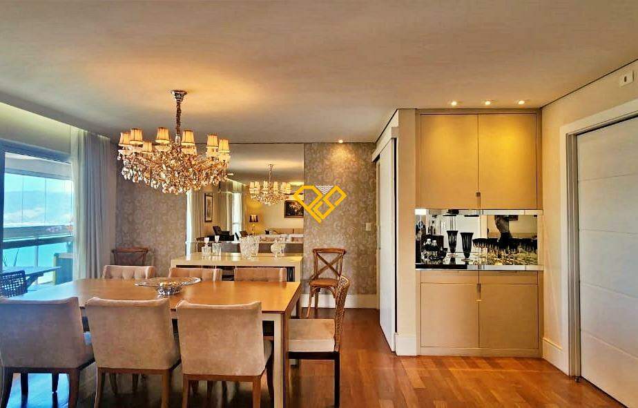 Apartamento à venda no Embaré: Sala de jantar