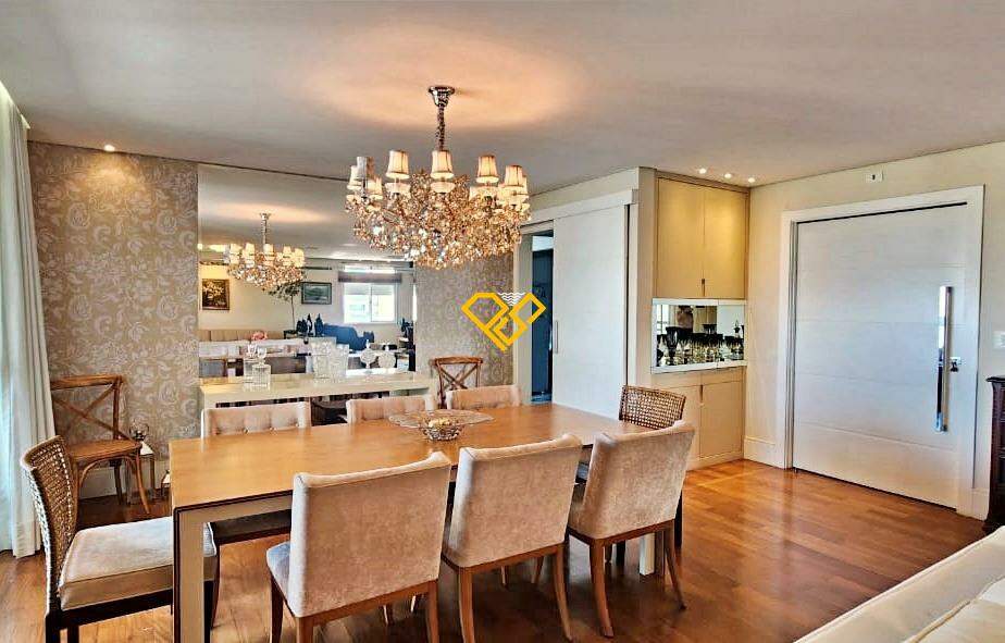 Apartamento à venda no Embaré: Sala de jantar