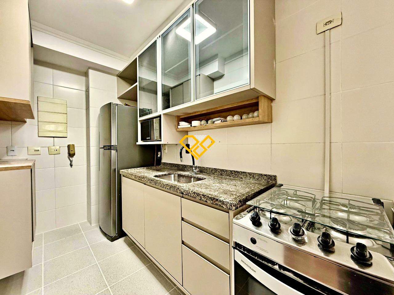Apartamento à venda no Gonzaga: Cozinha