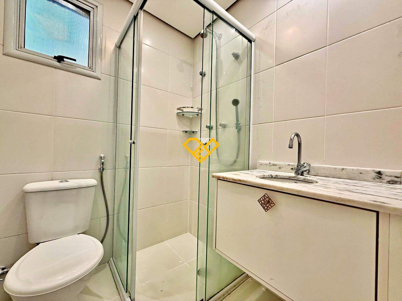 Apartamento à venda no Gonzaga: Wc suíte