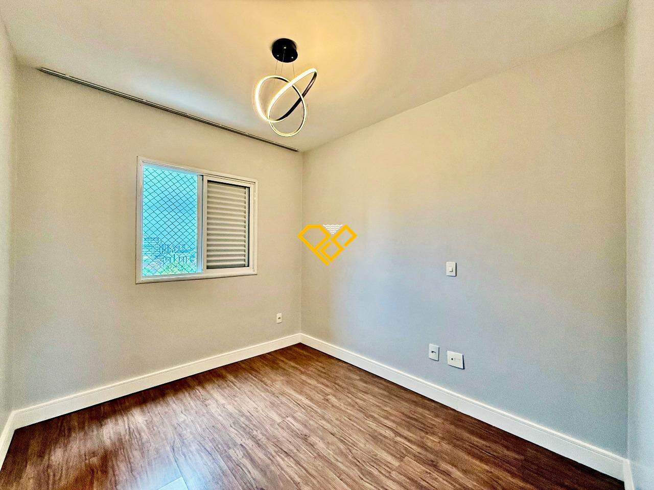 Apartamento à venda no Gonzaga: Dormitório 1 - suíte