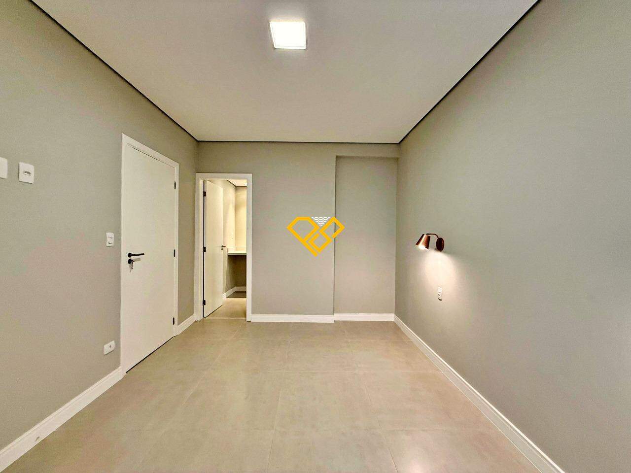 Apartamento à venda no Gonzaga: Suíte 2