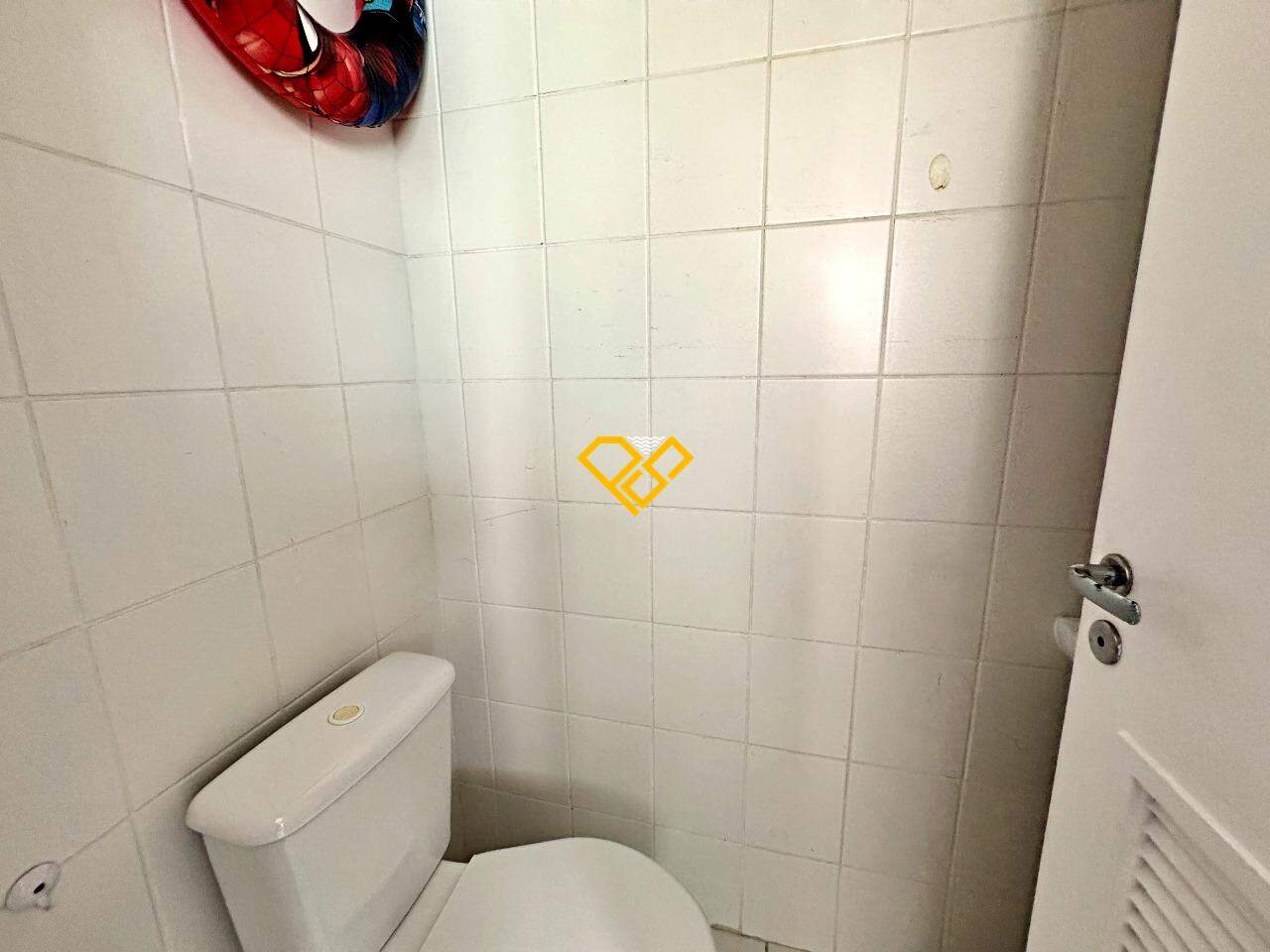 Apartamento à venda no Ponta da Praia: Wc de serviço
