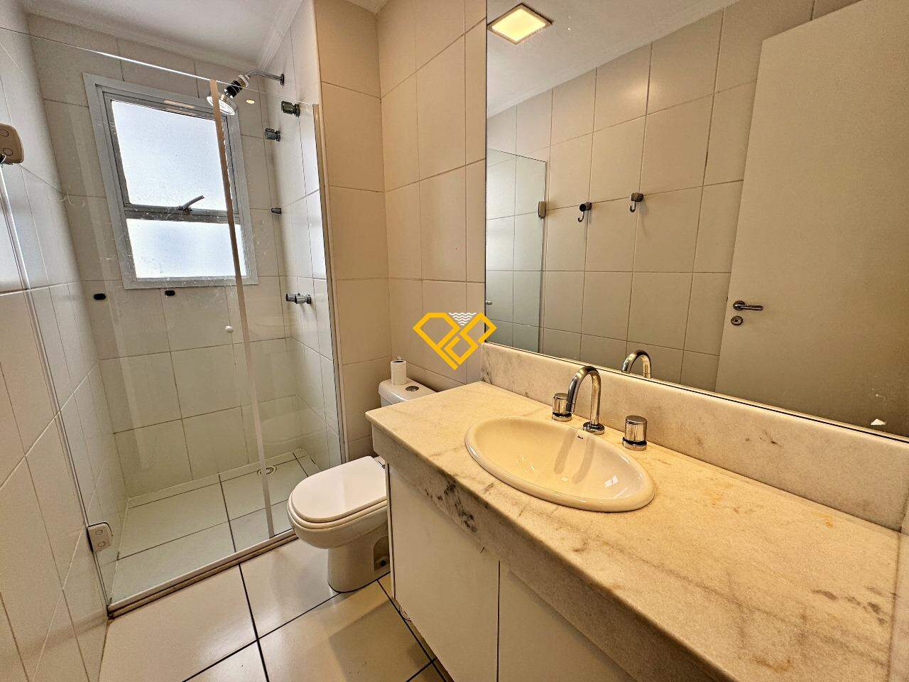 Apartamento à venda no Ponta da Praia: Wc social