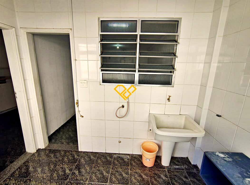 Apartamento à venda no José Menino: Área de serviço