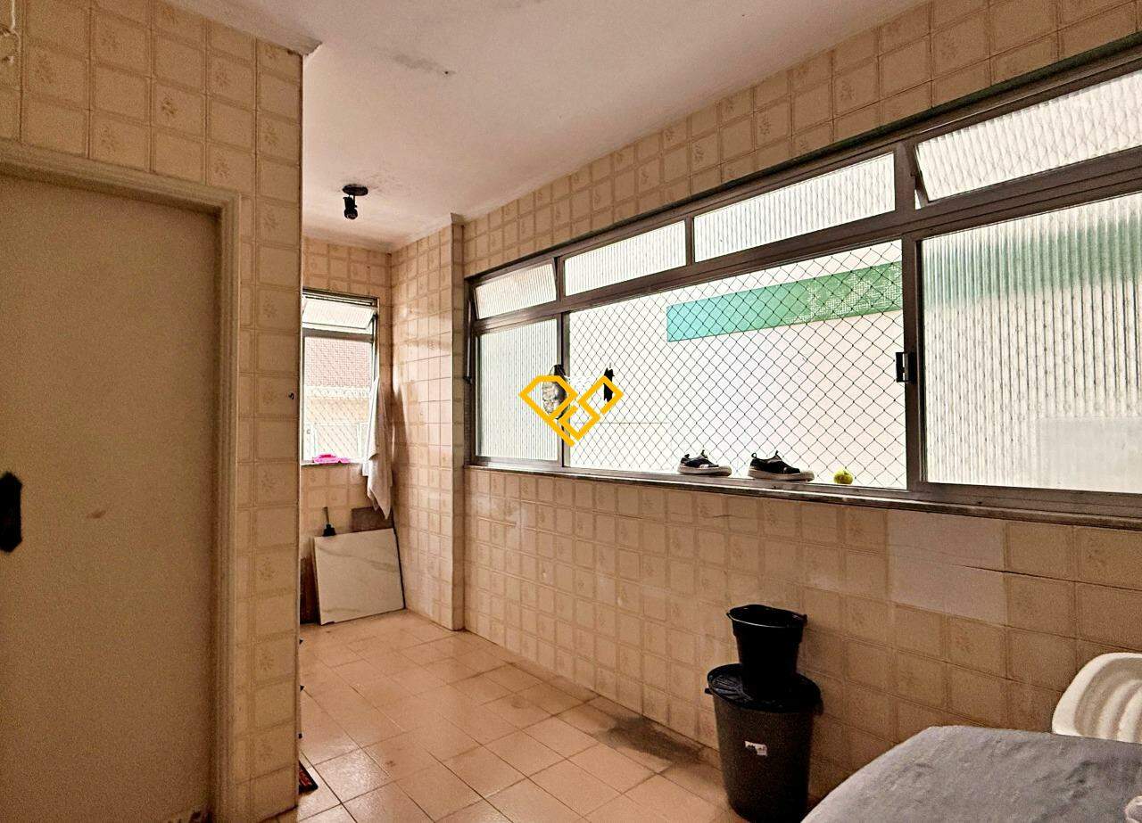 Apartamento à venda no José Menino: Área de serviço