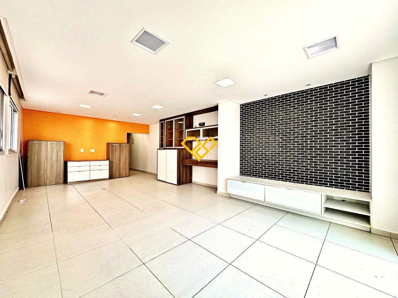 Cobertura à venda no Marapé: Sala