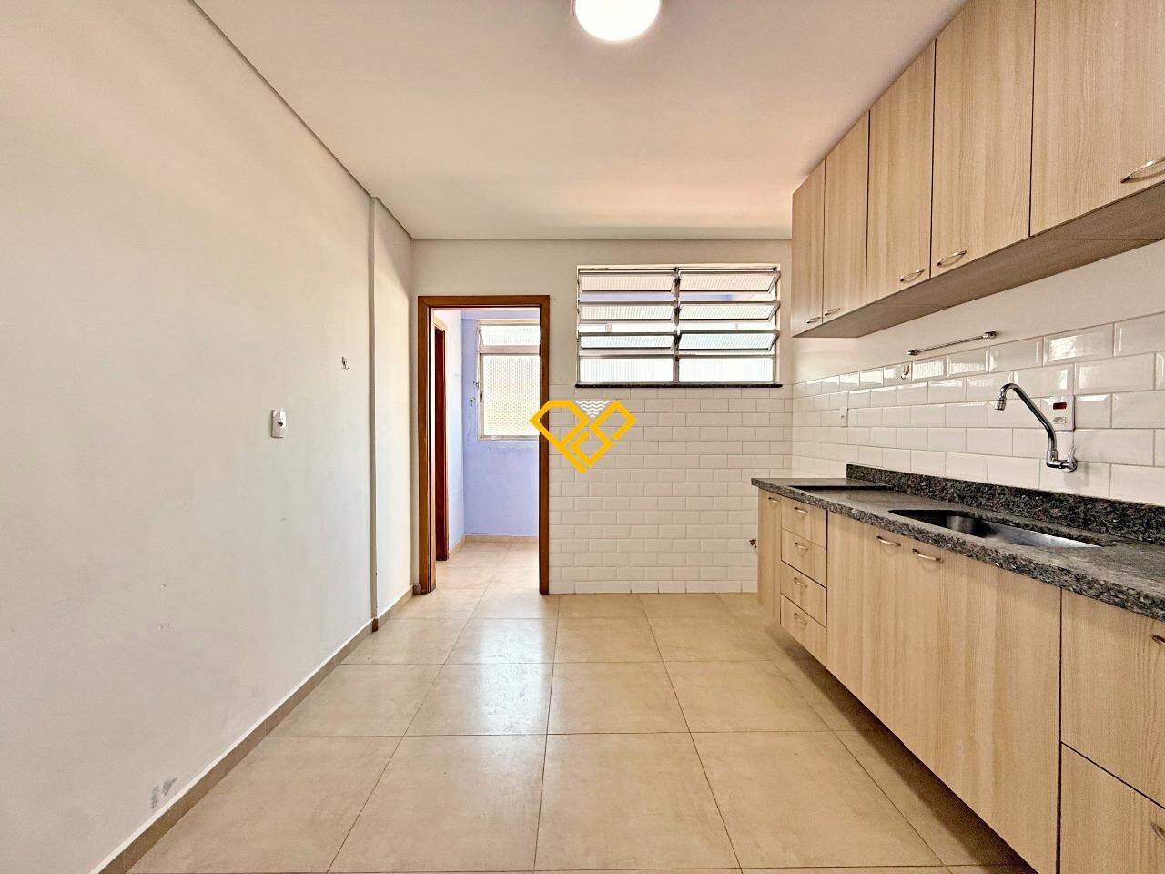 Apartamento à venda no Embaré: Cozinha
