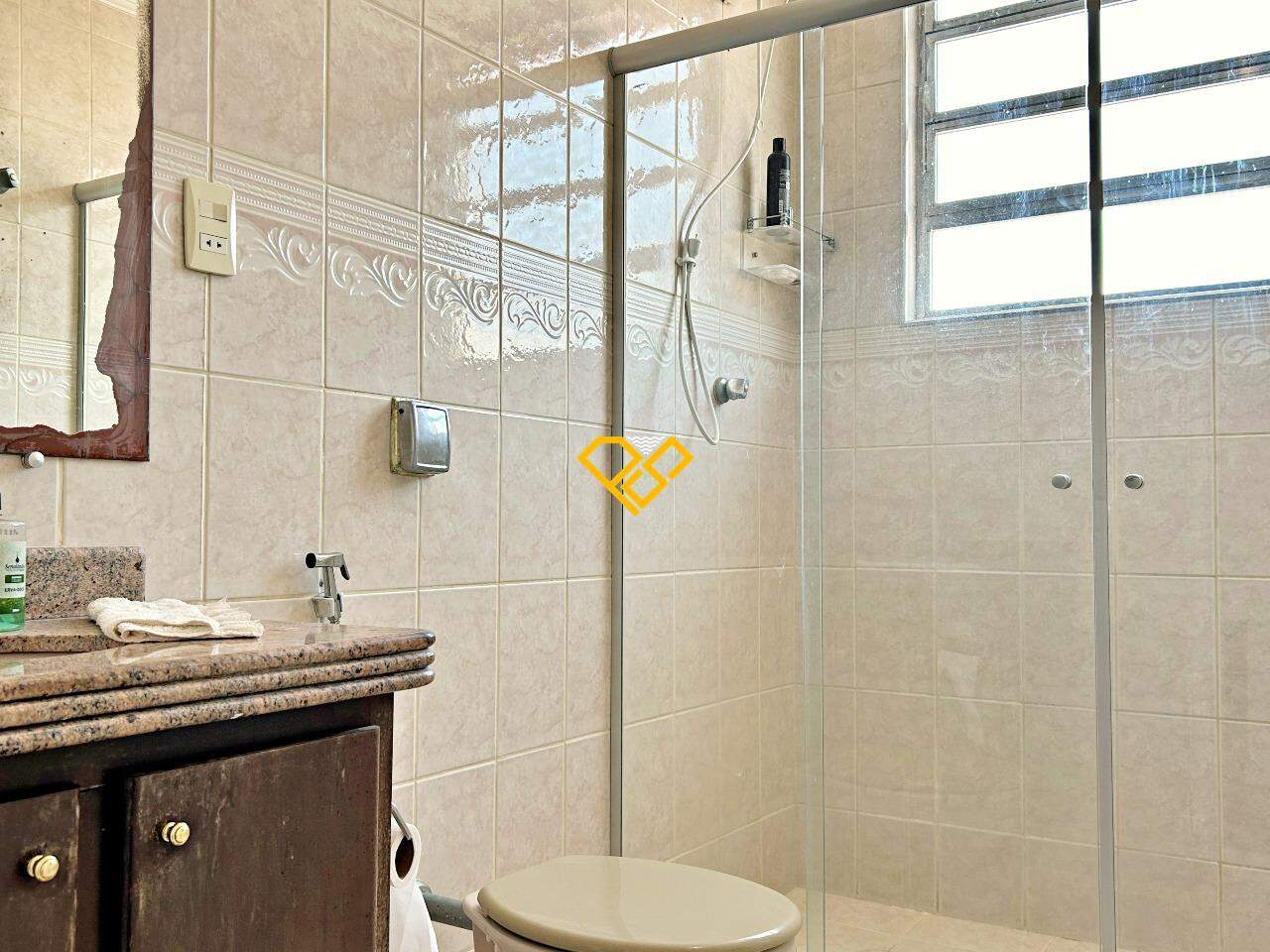 Apartamento à venda no Gonzaga: Wc social