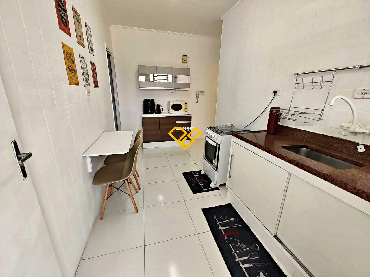 Apartamento à venda no Encruzilhada: Cozinha