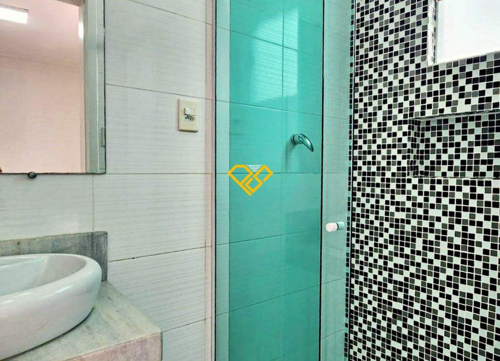 Casa em Condomínio à venda no Vila Mathias: Wc suíte 2