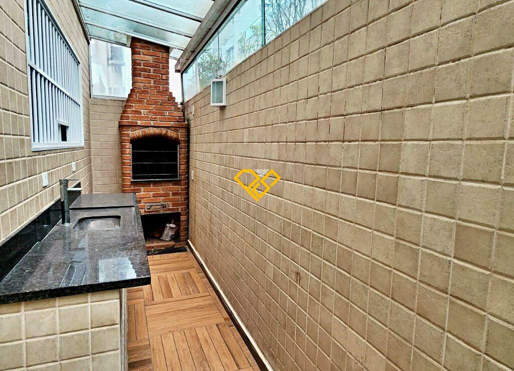 Casa em Condomínio à venda no Vila Mathias: Churrasqueira privativa