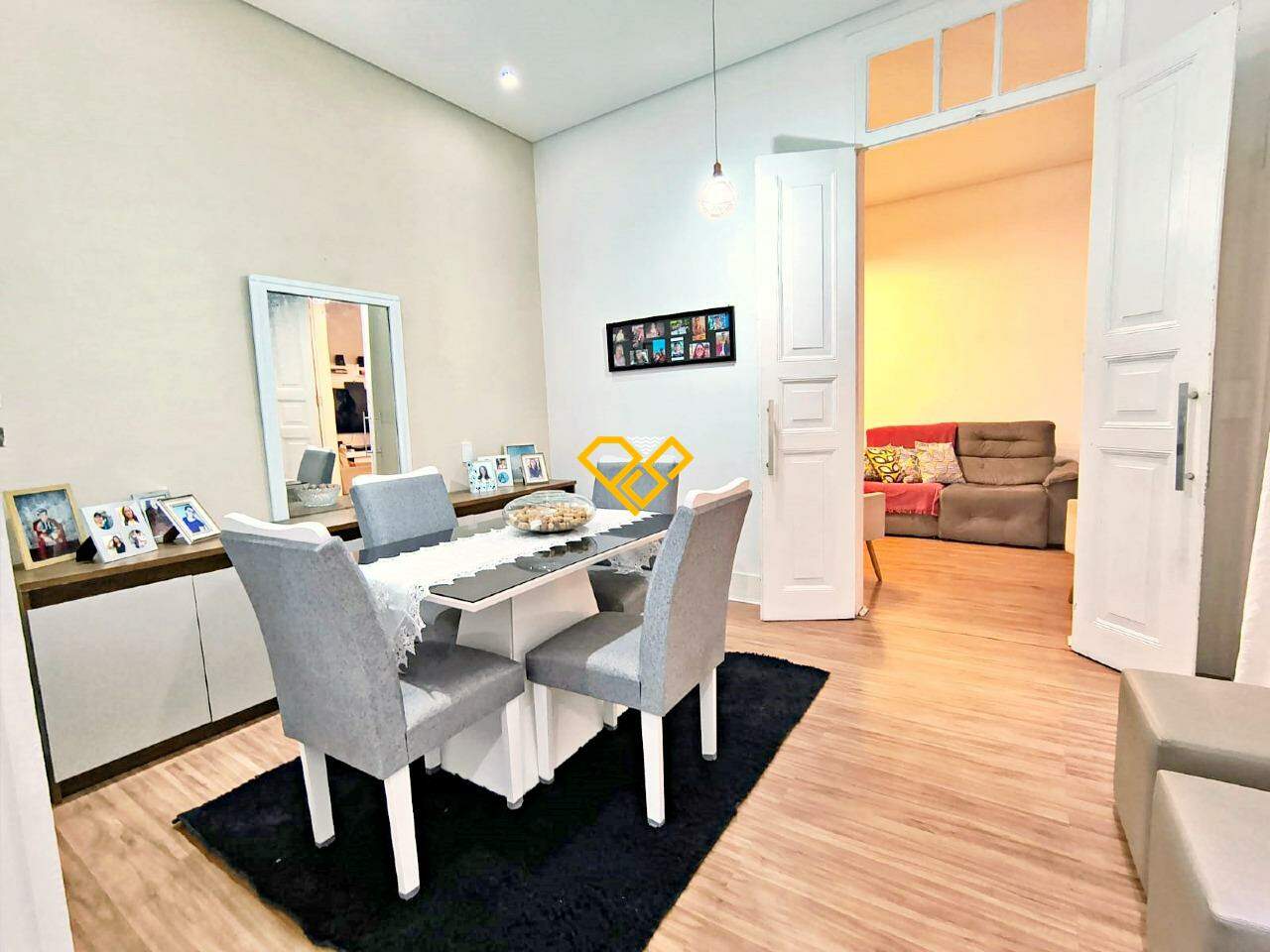 Casa à venda no Vila Mathias: Sala